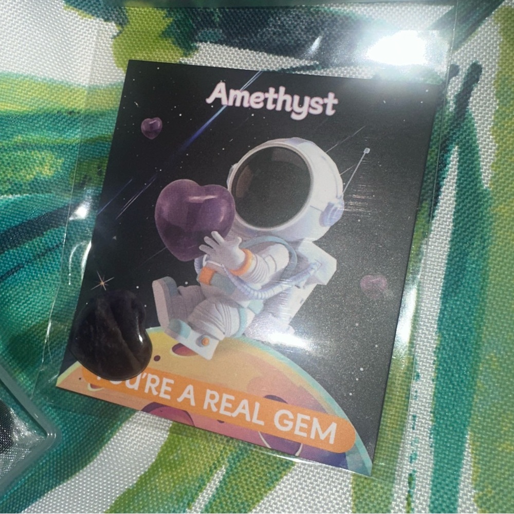 Amethyst heart gemstone with valentine card